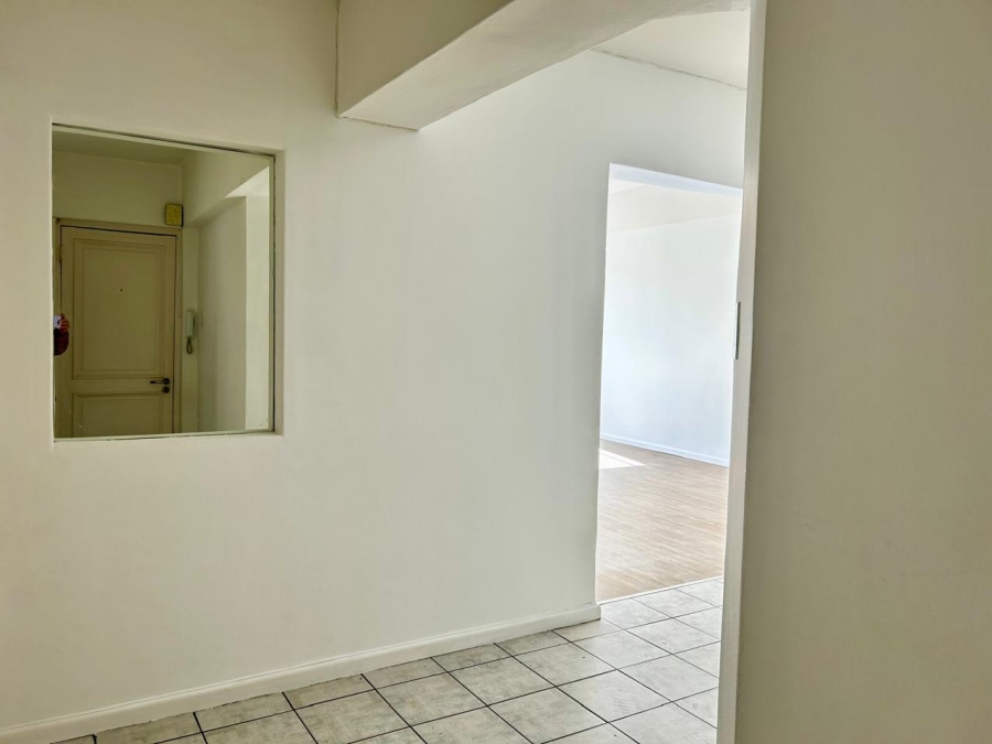 To Let 3 Bedroom Property for Rent in Mouille Point Western Cape